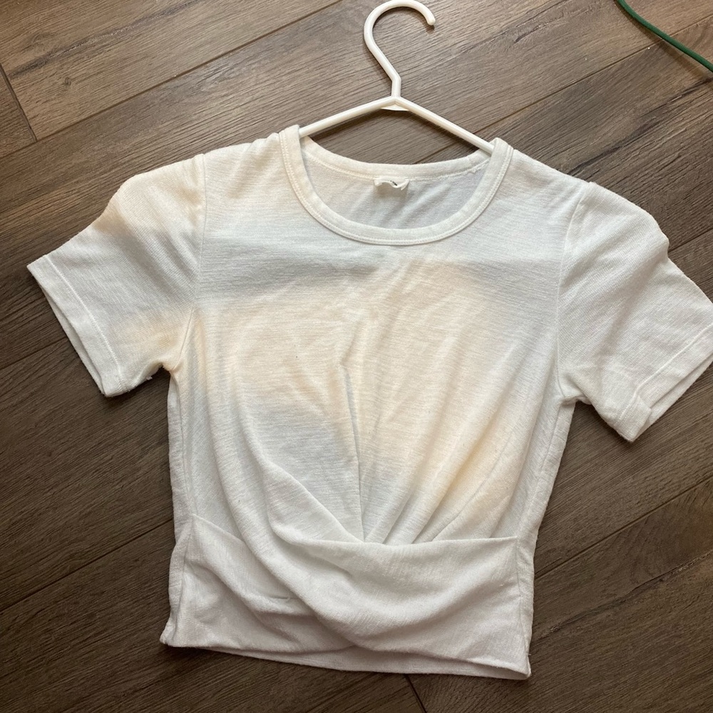 Wilfred/ aritzia white shirt